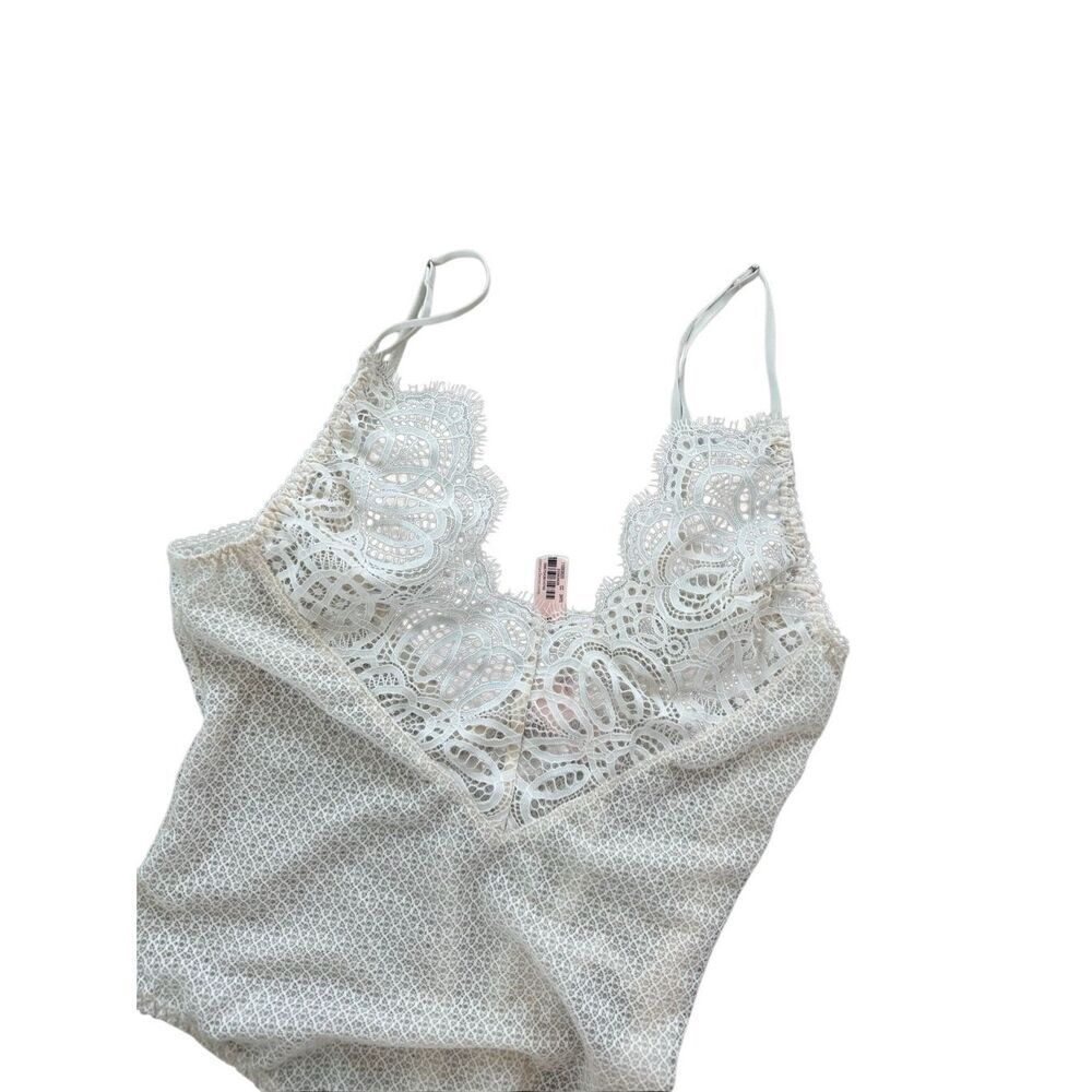 NWT Victoria's Secret Womens Ivory White Lace Sheer Bodysuit Lingerie Medium